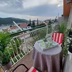 Meri Διαμέρισμα *