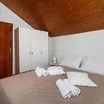 Apartment Meri Grebaštica