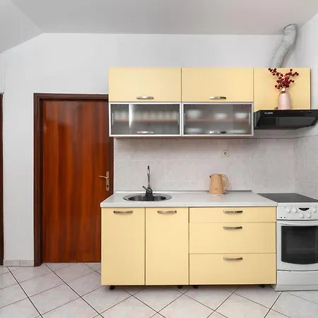Meri Apartment